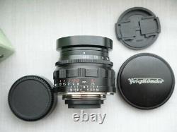 Voigtlander Ultron 35mm 1.7 LTM Black 35 f1.7 leica thread mount noir L39