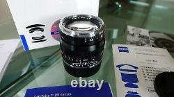 Zeiss ZM 50mm f/2 Rangefinder Lens in Leica M mount. Boxed & Complete