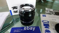 Zeiss ZM 50mm f/2 Rangefinder Lens in Leica M mount. Boxed & Complete